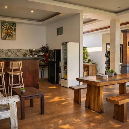 Aa Guest House Padonan